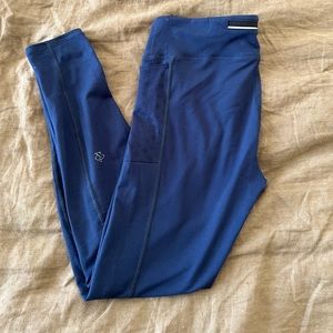 Rabbit Versatights in Dress Blues